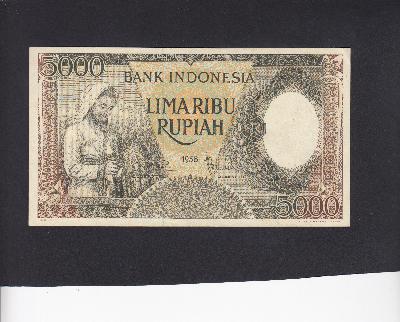 Beschrijving voorzijde: RIVER